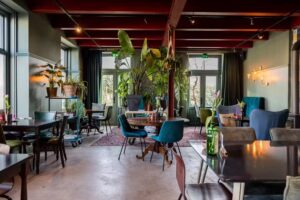 Grand Caf&eacute; & Eetcaf&eacute; it Reade Hynder