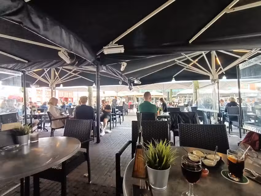 Grand Caf&eacute; Efes