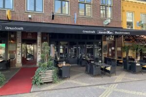 Grand Caf&eacute; Hendrixen