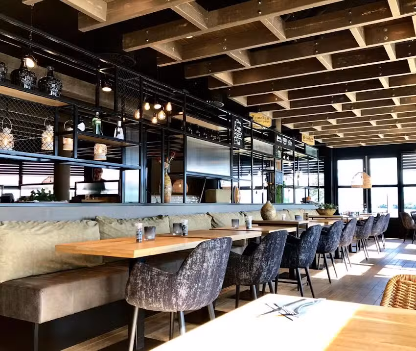 Grand Caf&eacute; It Skippersh&ucirc;s