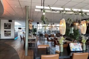 Grand Caf&eacute; La Base