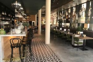 Grand caf&eacute; Marron