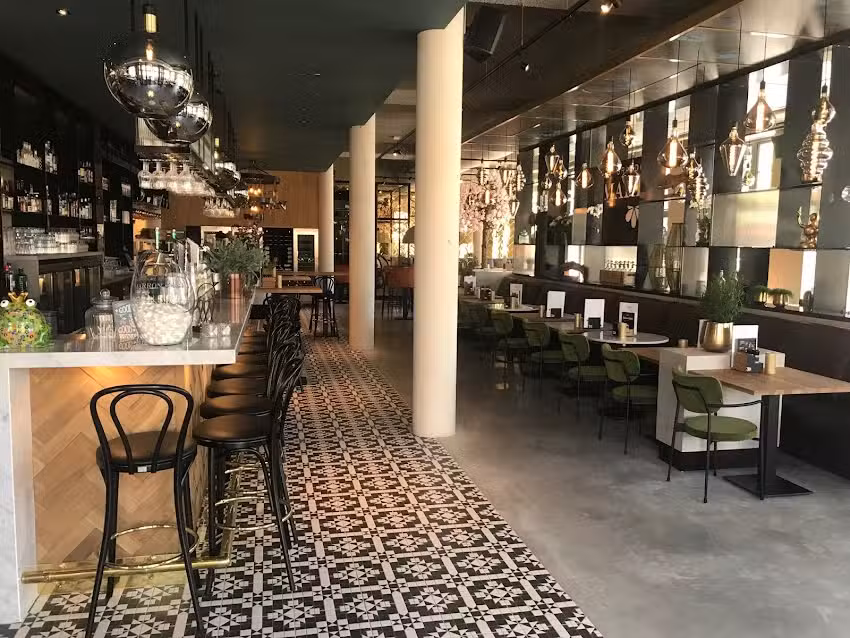 Grand caf&eacute; Marron