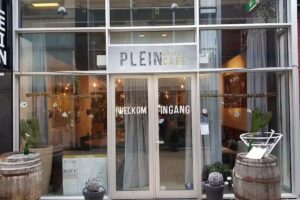 Grand Caf&eacute; Plein