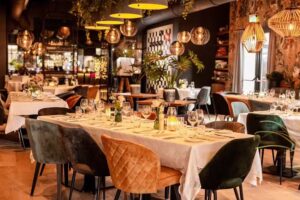 Grand-Caf&eacute; Restaurant De Ooievaar in Schagen