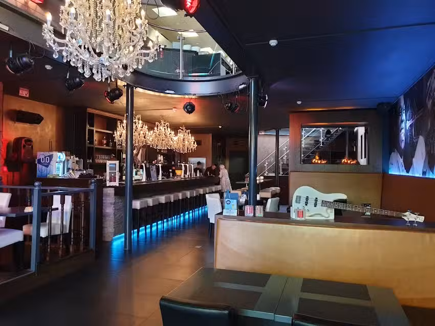 Grand Caf&eacute; Sax and Jazz