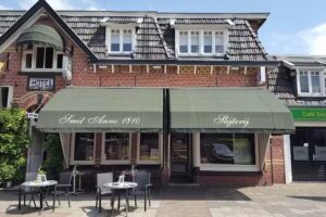 Grand Caf&eacute; Smit