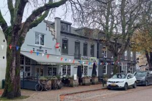 Grand Caf&eacute; Tavenu