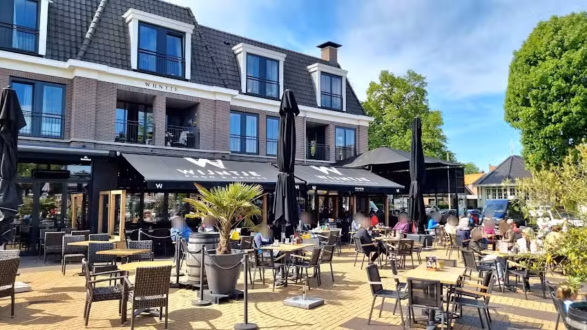 Grandcaf&eacute; Wijntje