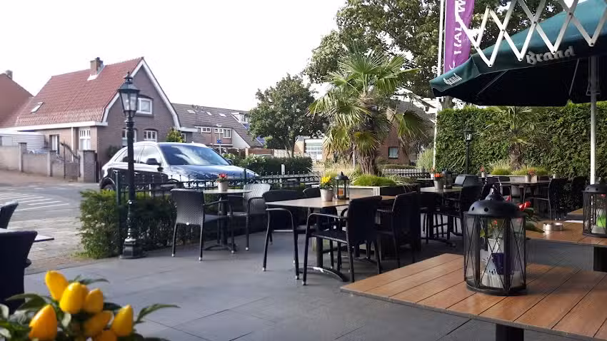 Halfweg Eten en Drinken