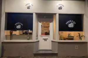 Hamburger bar smash out