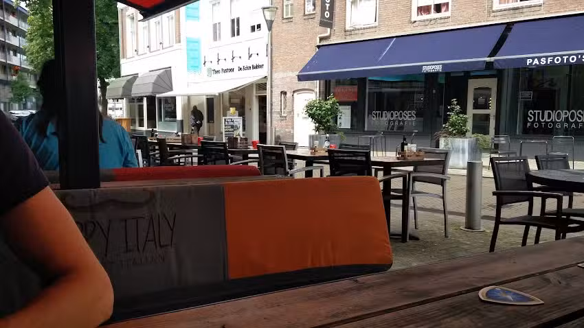 Happy Italy Tilburg