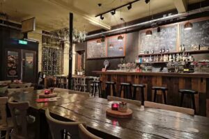 HollaPolla Restaurant