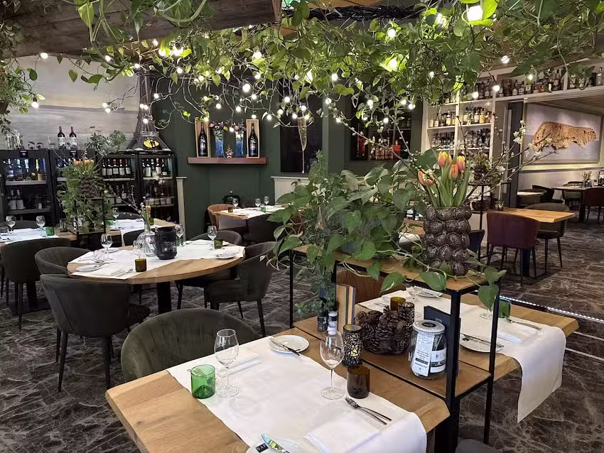 Hotel Caf&eacute; Restaurant Nap