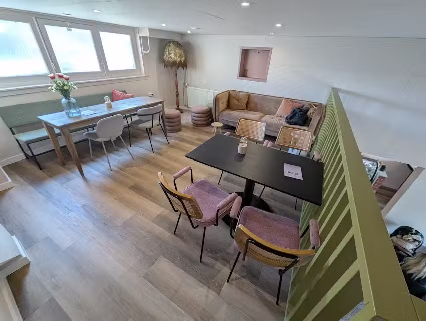 H&Oslash;V Koffie & Conceptstore