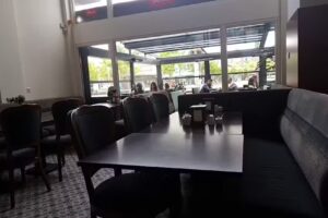 H&uuml;nkar Restaurant