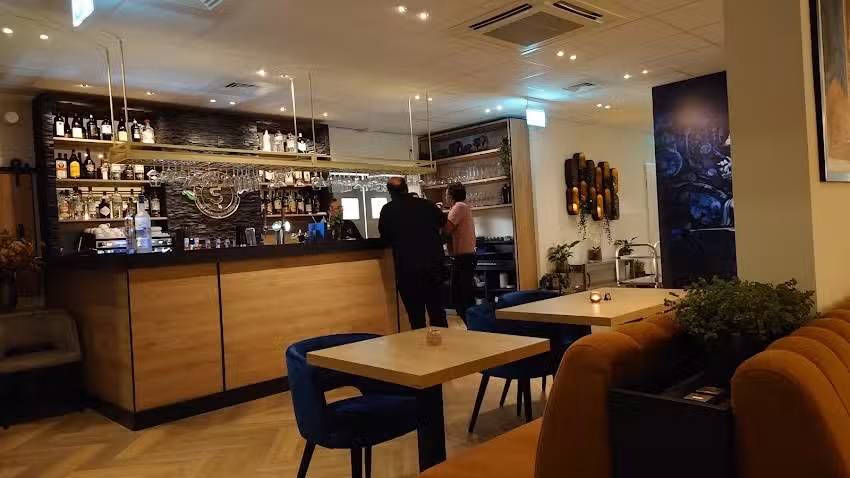 Indicious &ndash; Indian fine dining Restaurant 🇮🇳