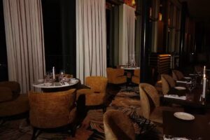Izzy &ndash; Skybar en Restaurant