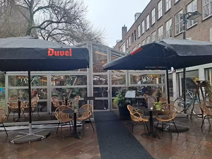 JANZ bar & kitchen | Breakfast & Lunch