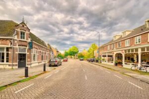 Japans-Chinees-Indisch Restaurant Nieuw POM-Lai