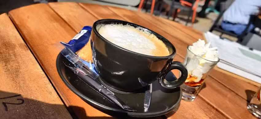 Kaffee+, voor koffie/thee en lunch!