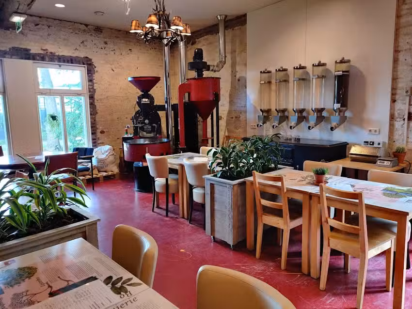 Koffieschenkerij/branderij Genuujerie