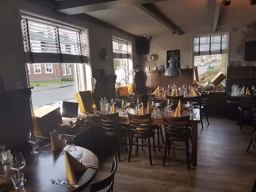 Kolenist Bar & Grill