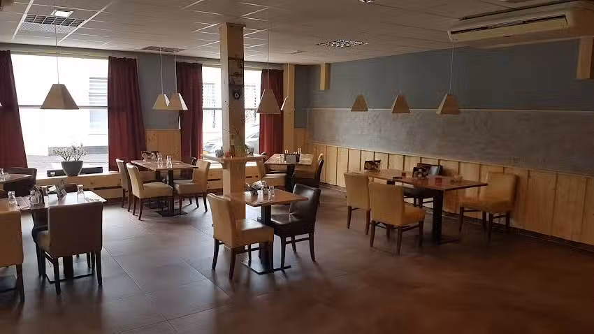 Kusadasi Shoarma & Pizzeria