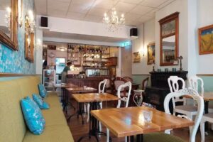 l&rsquo;Amandine Cr&ecirc;perie Fran&ccedil;aise