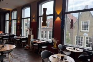 La Cebolla by DeliCees