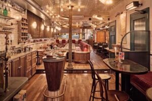 Le French Caf&eacute; &ndash; Voorstraat 16-18