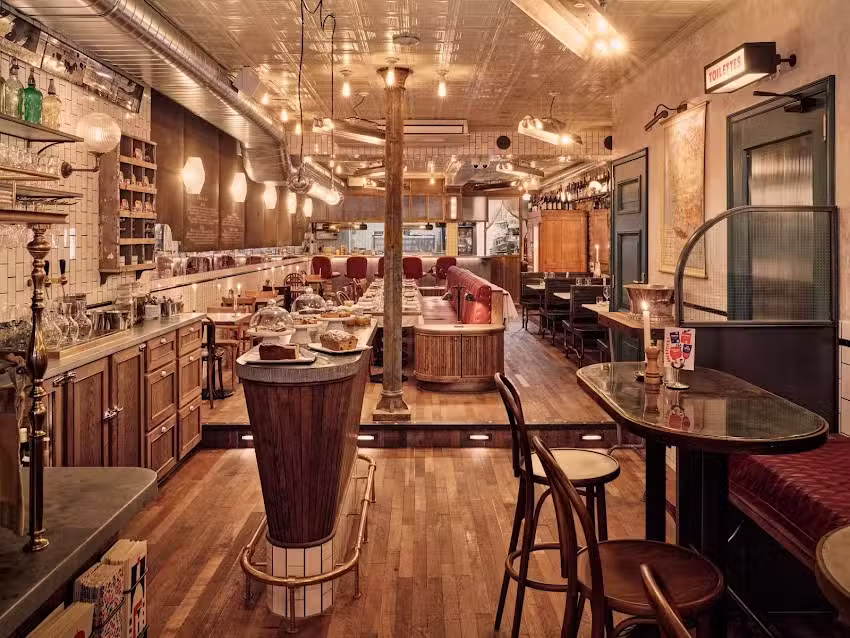 Le French Caf&eacute; &ndash; Voorstraat 16-18