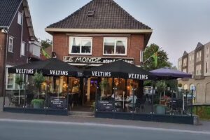 Le Monde Eten & Drinken