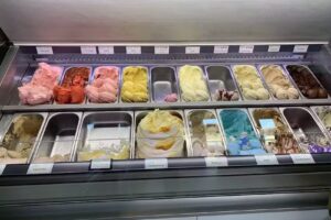 Leonardo’s Gelato/Leonardo’s Broodjes