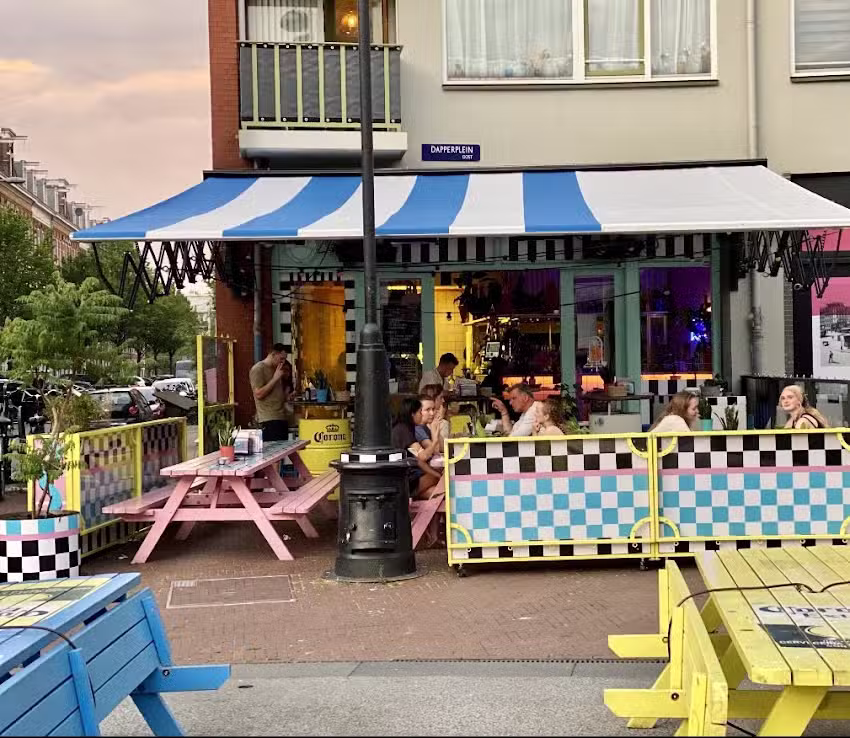 Local Dealer &ndash; Tacos and Bar