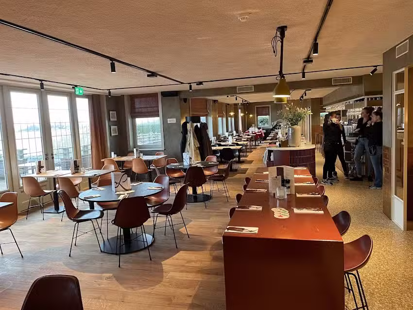 Loetje Almere Noorderplassen