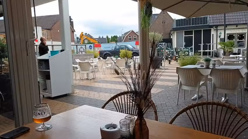 Lounge 3