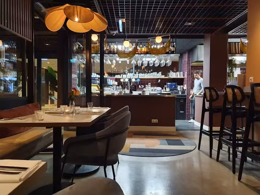 Lucia&rsquo;s Streetfood & Bar