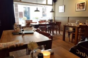 Lunchgelegenheid aan de Tafel