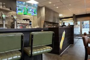 Lunchroom Cafetaria Hook 20