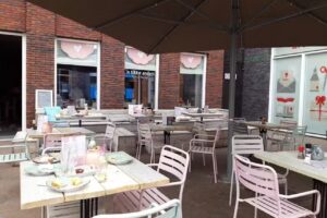 Lunchroom &rsquo;n Tikkie Anders