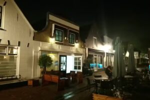 Lunchroom &lsquo;s Lands Bakkie