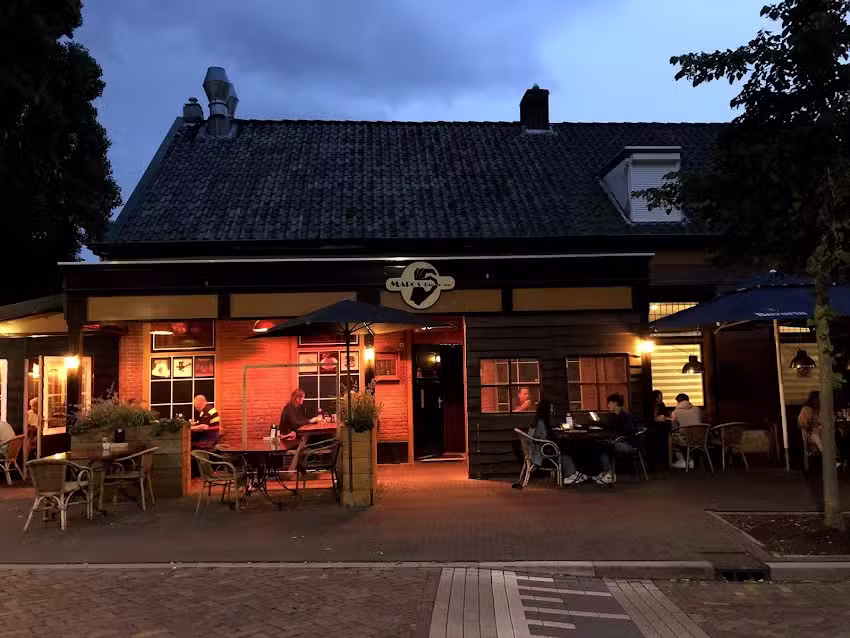 Marc&rsquo;s Bar &lsquo;BQ&rsquo;