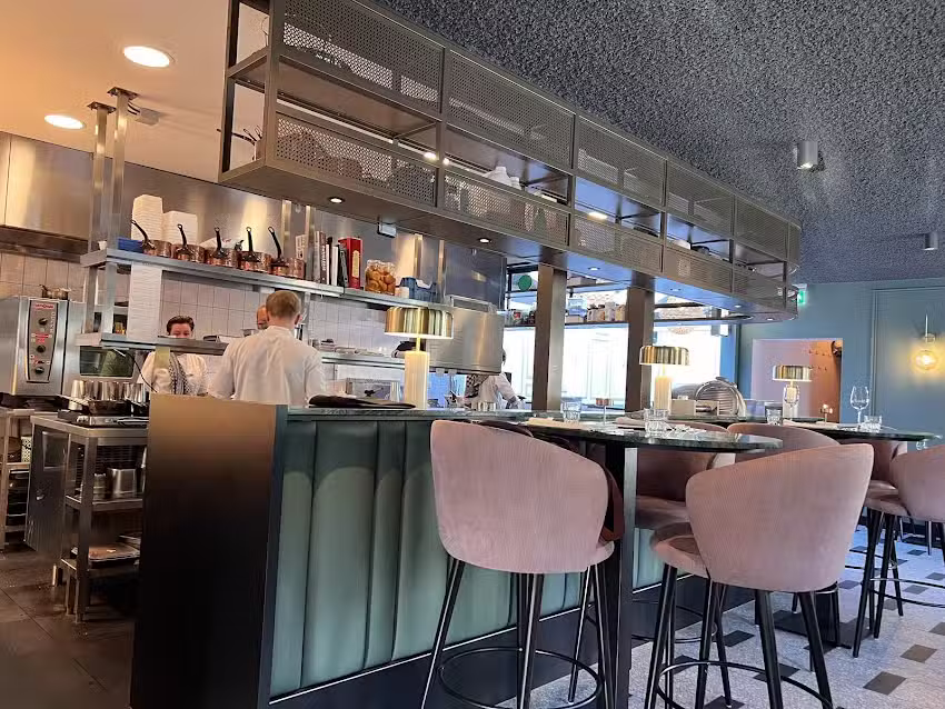 Marie Caf&eacute; Brasserie