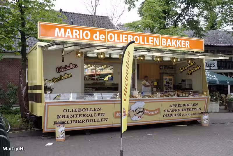 Mario de Oliebollenbakker