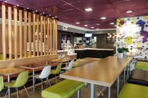 McDonald&rsquo;s Almere Drive