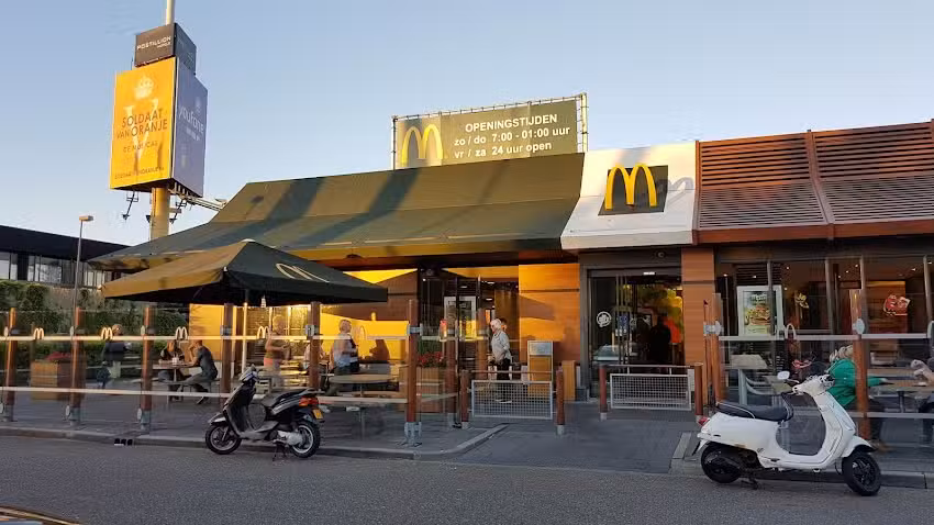 McDonald&rsquo;s Dordrecht A16