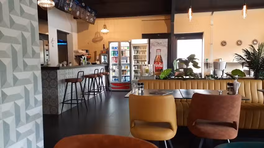 Nazareth Shoarma & Grill