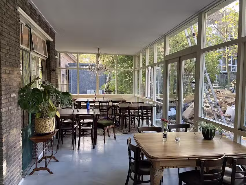 Nelson bar/restaurant