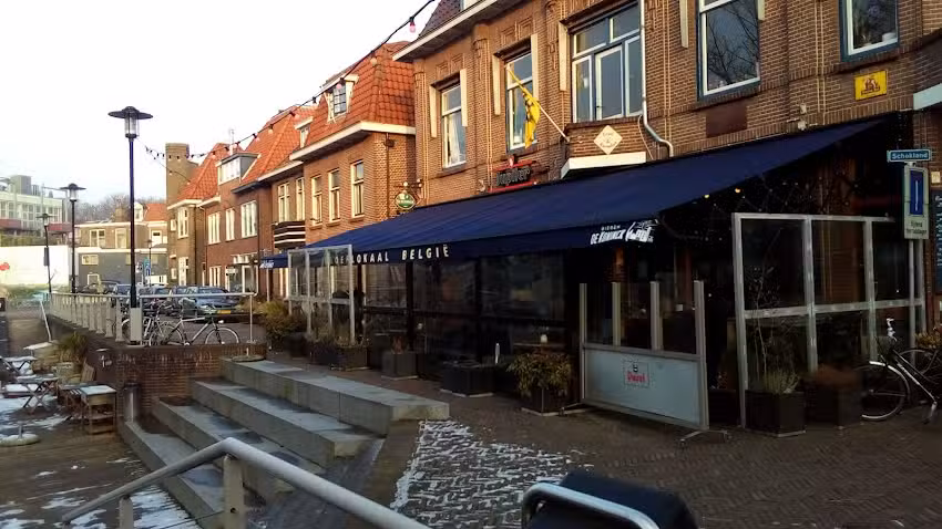 NielZ Caf&eacute; Restaurant